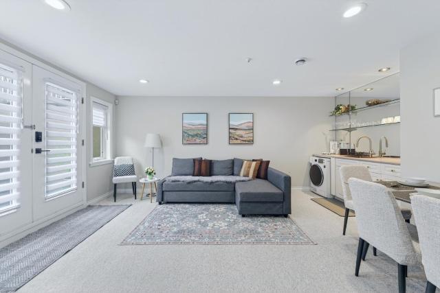 FIFA Stay l 2BR Lower Suite for 6 l Dunbar Vancouver