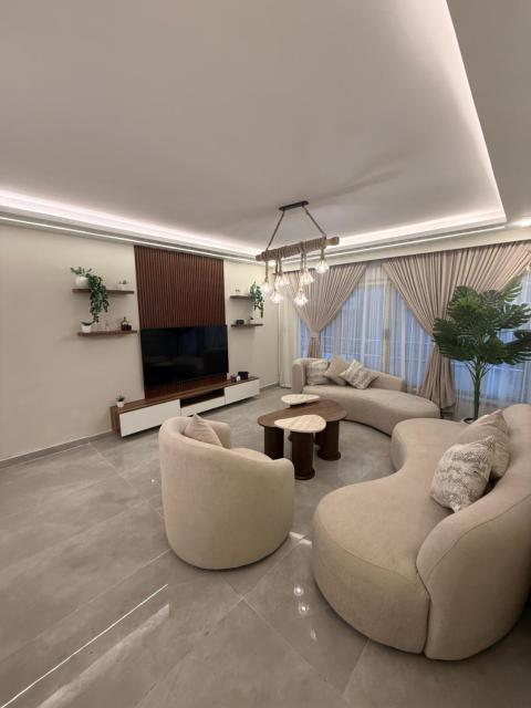 Gleem Luxury Homes