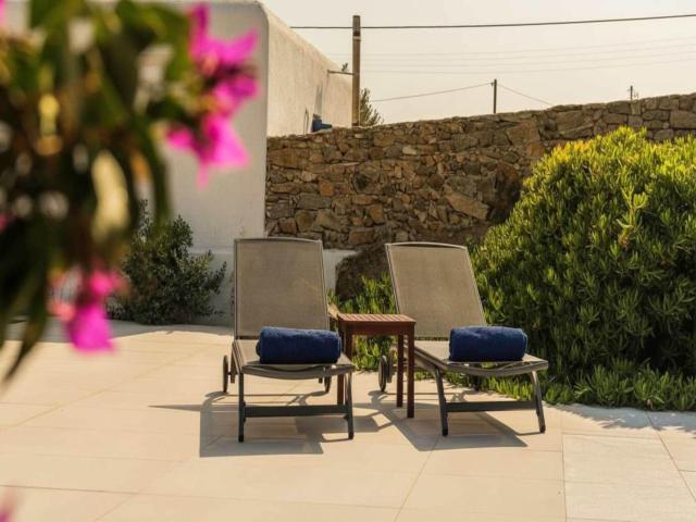 Ano Mera Villa with Private Pool