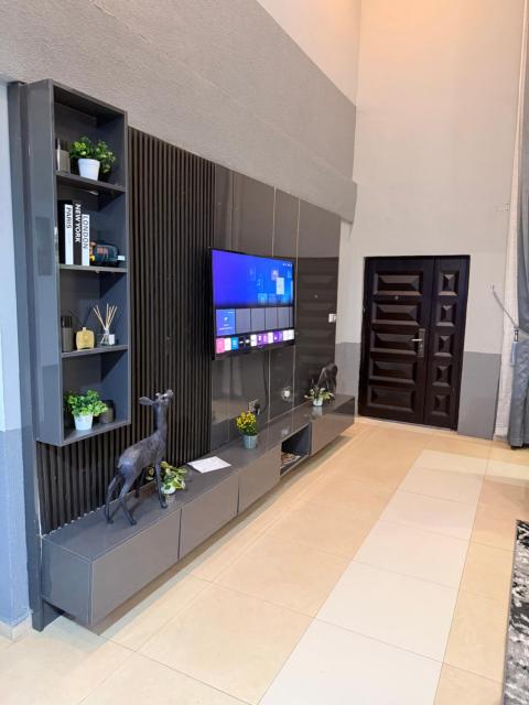 llc APARTMENT