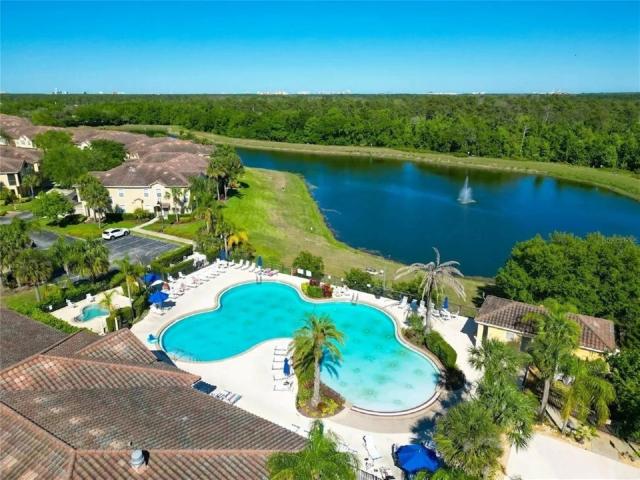 2723 Condo Near Disney with 2BR & Private Balcony
