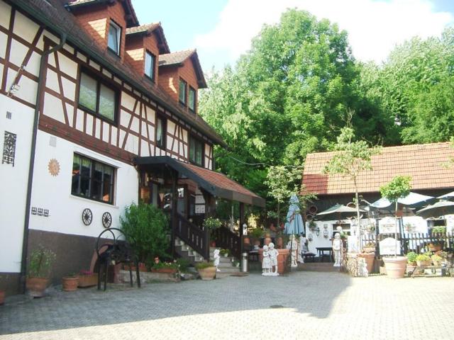 Landgasthof & Pension Zur Schönen Aussicht Weiher