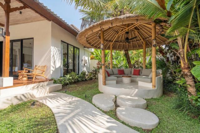 Sicilia Villa - Ubud Pool Stay with Open-Air Bath & Gazebo