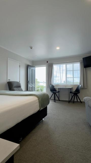 BK's Pohutukawa Lodge