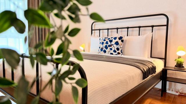 Timeless Stay - Stylish 2BR near Unirii & Cathedral