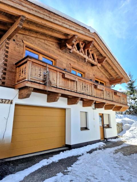Schickster Sky Lodge und Chalet Rossi