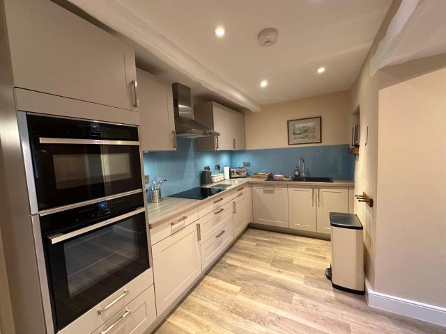 Cottage No1 Four Bed Lakeland Retreat and Hot Tub