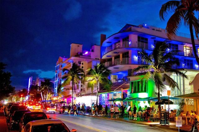 Comfortable 1BR Apartment in Prime South Beach 307