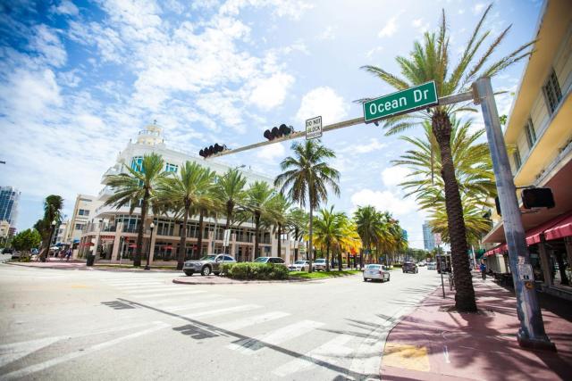 Comfortable 1BR Apartment in Prime South Beach 307
