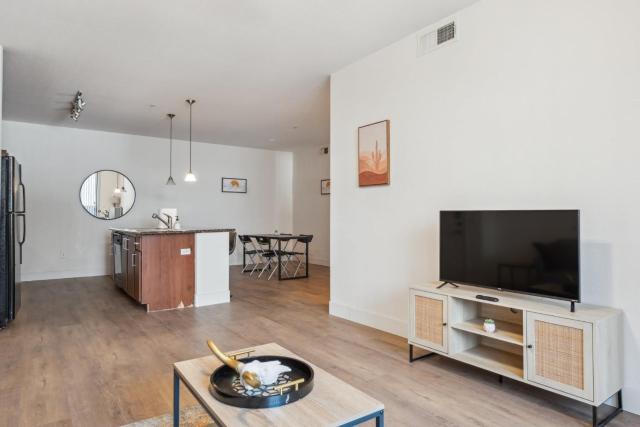 CozySuites Glendale - Westgate w pool 18