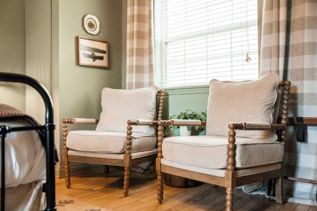 Hiwassee Room on Lookout Mountain