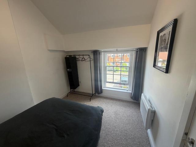 Central Glastonbury Apartment