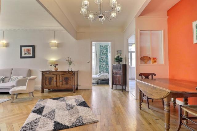 Appartement T3 de standing avec balcon et parking sécurisé Lyon 6e