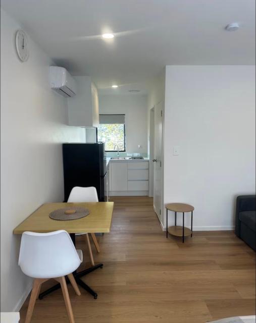 Cosy Ellerslie Studio Apartment