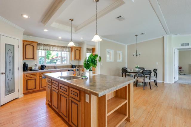 Pool Access! Spacious Home Near Wekiwa Springs