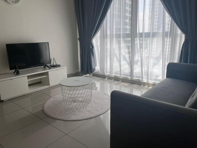 IOI Conezion Iman's Home with Pool View Unit