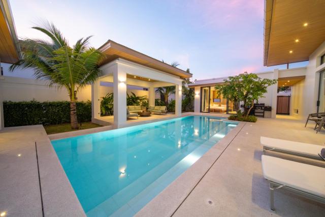 Mouana Breeze Mai Khao 4-bedroom Pool Villa 9926