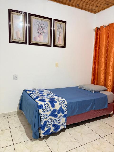 Casa de Veraneio 3 quartos com Ar e mais de 20 camas para grupos e Próximo ao Paraguai