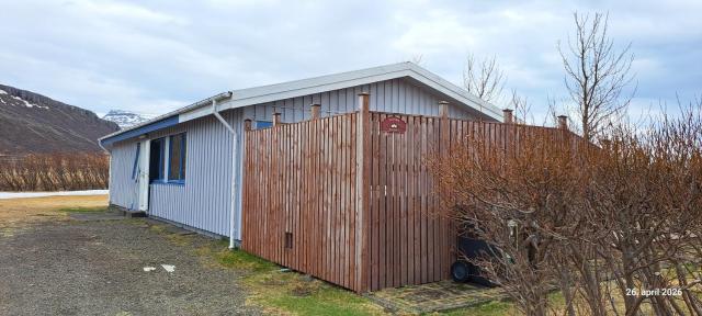 Ægisholt privete house with hot tub