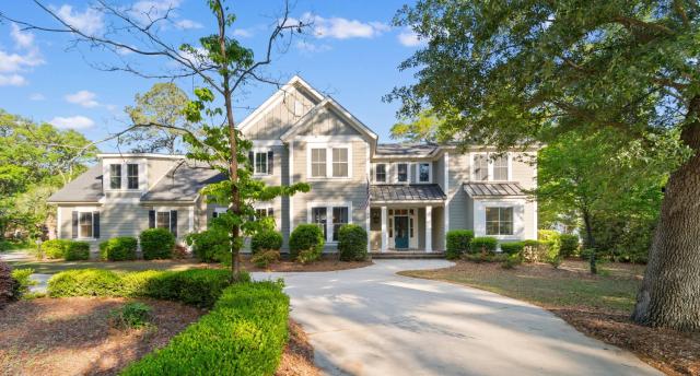 5 BR 4 BA Home Close To The Marsh Walk