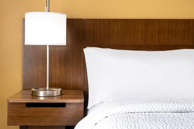 Prairie Crest Calgary Airport by IHG
