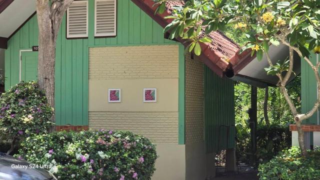 Haad Somboon House
