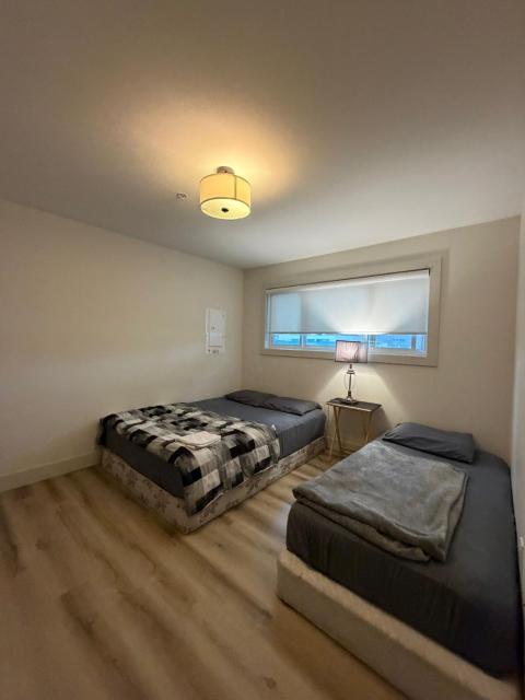 Vancouver Downtown Cozy Guesthouse- Walk to Science World, BC Place, Skytrain, Free Parking