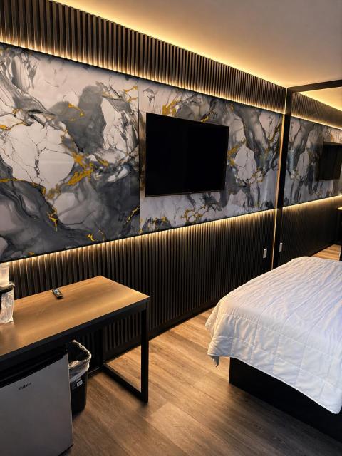 The Vine Hotel Bronx New