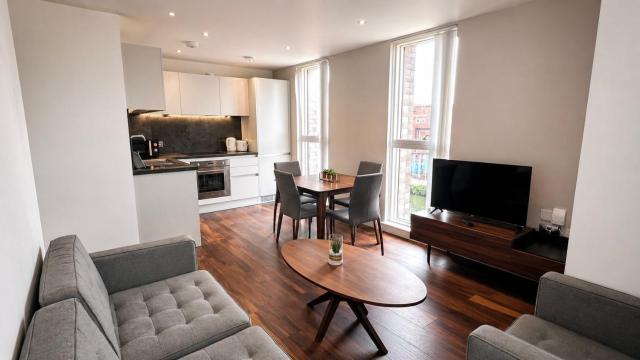 Manchester Gem 2-Bed Apartment with Ensuite