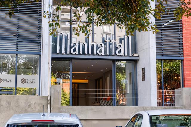 Waterside Serenity I Stylish 2BR at The Manhattan