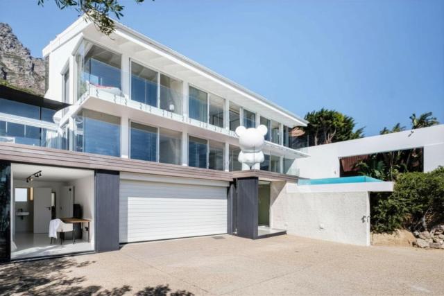 Magnum Villa