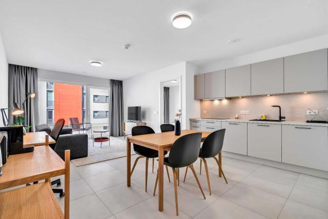 Modern 1BR Near Kirchberg and Airport