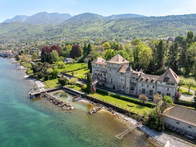 Le Château