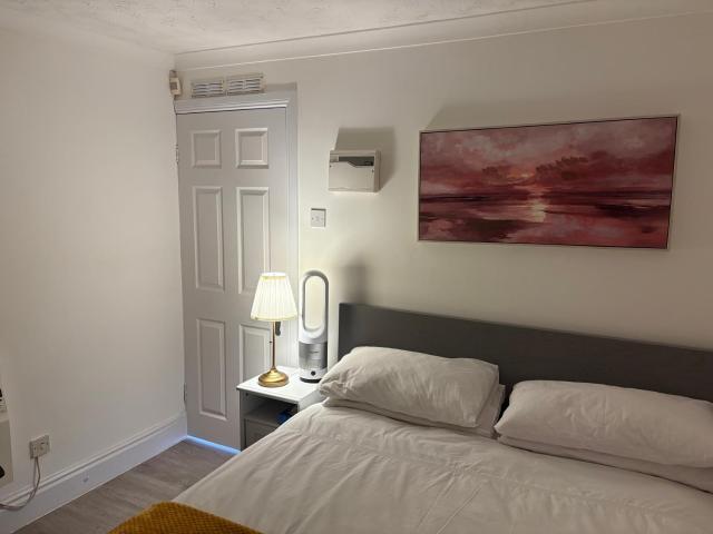 Cosy & Exclusive 1bd Crumpsall Flat, Sleeps 4