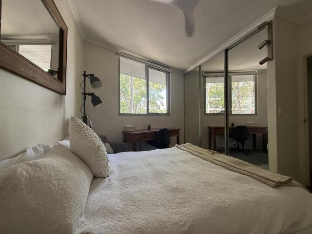 Inner City Large Luxury 3 Bedroom & Free Parking