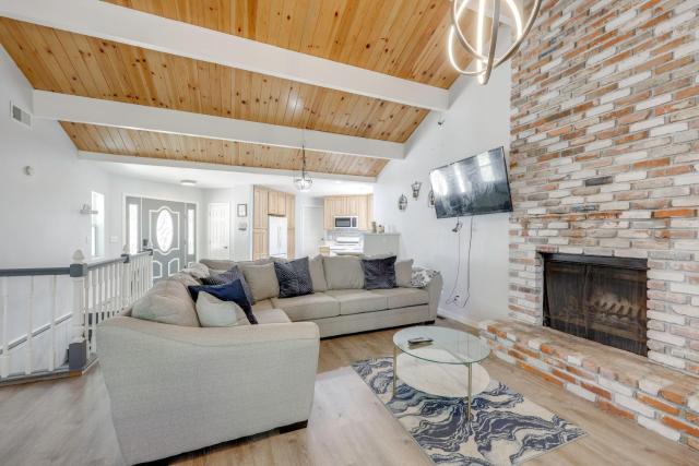 Gateway to Big Bear! High-Country Home w/ Deck