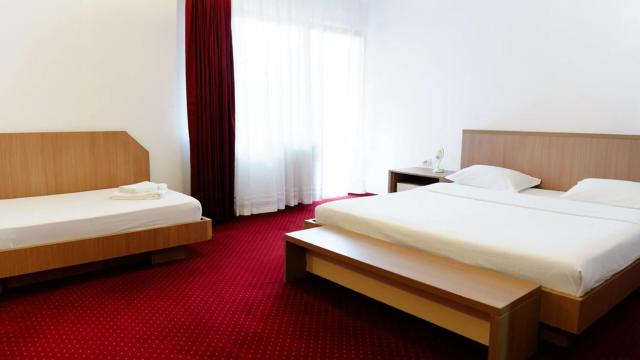 MAX International Hotel