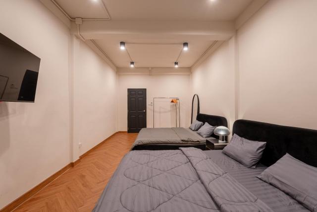 Wonderful Private Home in Sathorn City Center near Siam