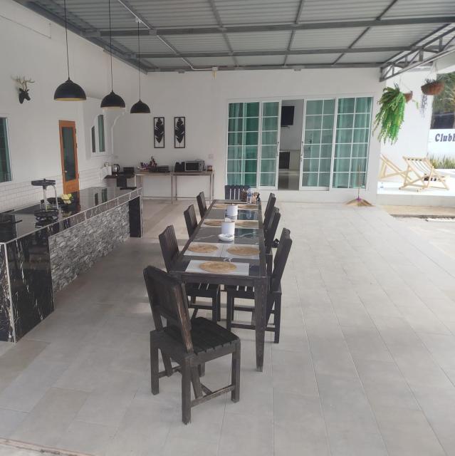 Luna Villas Khanom 4 Bedroom Pool Villa