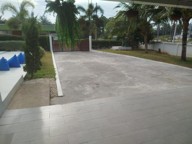 Luna Villas Khanom 4 Bedroom Pool Villa