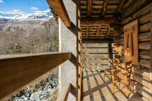 Walser Cabin With Rock Spa And Monte Rosa Views