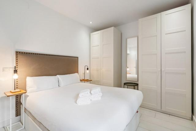 Modern two-bedroom flat in CTBA - A-Manjon