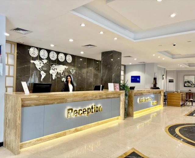 Royal jewel Al-Raml Hotel