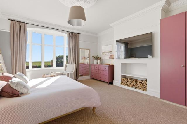 The Beach Retreat - North East Escapes