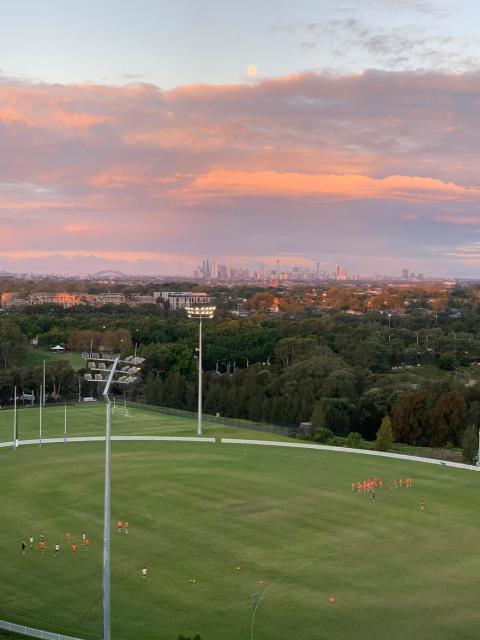 Luxury 2BR Oasis Panoramic CBD & Park Views