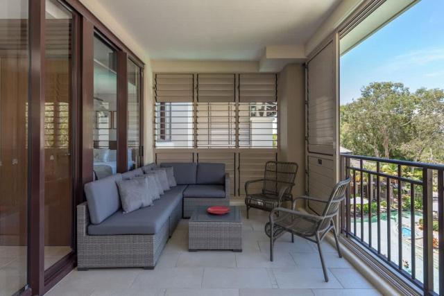 'Zami' Penthouse Resort-style Living at Temple
