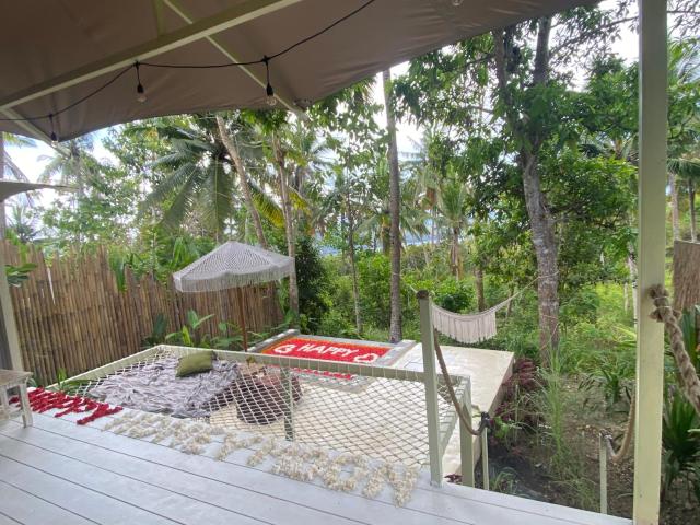 Exotic private glamping