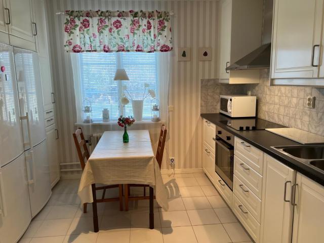 Newly renovated house, 105 m2 - 13 minutes to Stockholm City