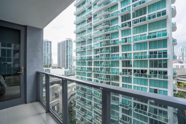 New Brickell Lux Apartment 2 Bed-2 Bath