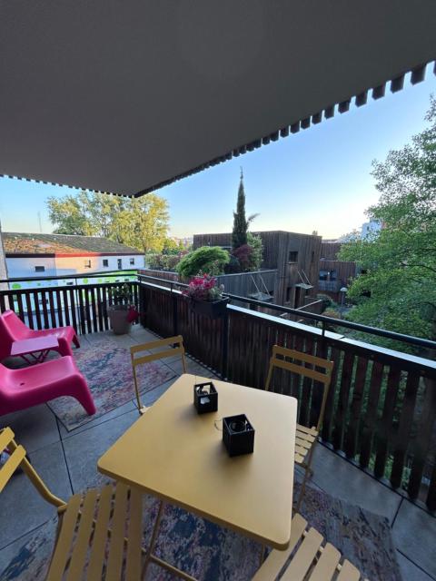 T2 - Balcon -15 min centre ville et Allemagne